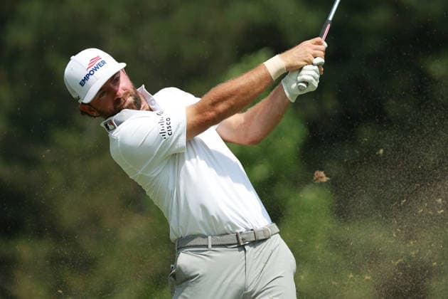 Rocket Classic DETROIT, MICHIGAN - JULY 31: Cameron Young of the United States plays his tee shot on the 9th hole during the second round of the Rocket Classic 2026 at the Detroit Country Club in Detroit, Michigan, MI, USA Friday, July 31, 2026. Detroit Michigan United States  Copyright: xJorgexLemusx originalFilename:lemus-rocketcl260731_npdd1.jpg