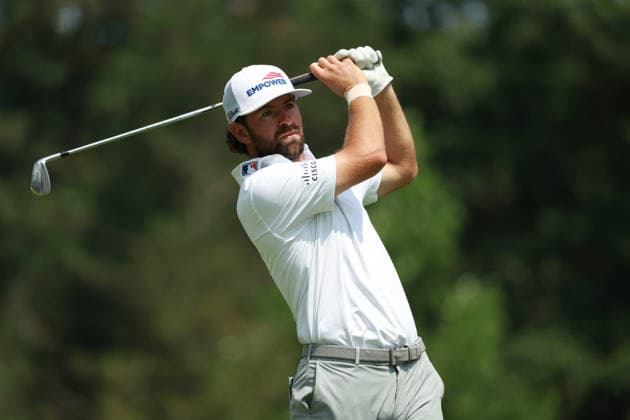 Rocket Classic DETROIT, MICHIGAN - JULY 31: Cameron Young of the United States plays his tee shot on the 9th hole during the second round of the Rocket Classic 2026 at the Detroit Country Club in Detroit, Michigan, MI, USA Friday, July 31, 2026. Detroit Michigan United States  Copyright: xJorgexLemusx originalFilename:lemus-rocketcl260731_np9d4.jpg