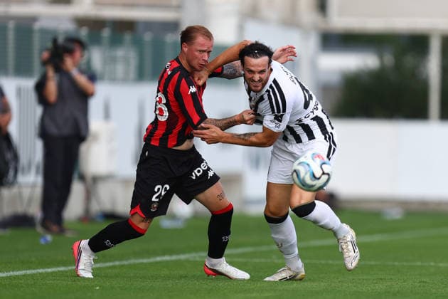 Juventus Fc - Ogc Nice Melvin Bard of Ogc Nice and Federico Gatti of Juventus Fc battle for the ball during the friendly match beetween Juventus Fc and Ogc Nice at Continassa Training Center on July 31, 2026 in Turin, Italy . Torino Continassa Training Center Italy Copyright: xMarcoxCanonierox
