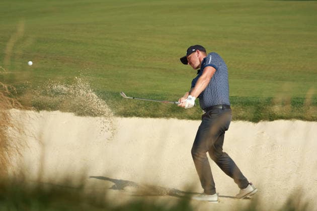 Rocket Classic DETROIT, MICHIGAN - JULY 31: Matt Wallace of England hits out of the bunker toward the 10th green during the second round of the Rocket Classic 2026 at the Detroit Country Club in Detroit, Michigan, MI, USA Friday, July 31, 2026. Detroit Michigan United States  Copyright: xJorgexLemusx originalFilename:lemus-rocketcl260731_np6bG.jpg