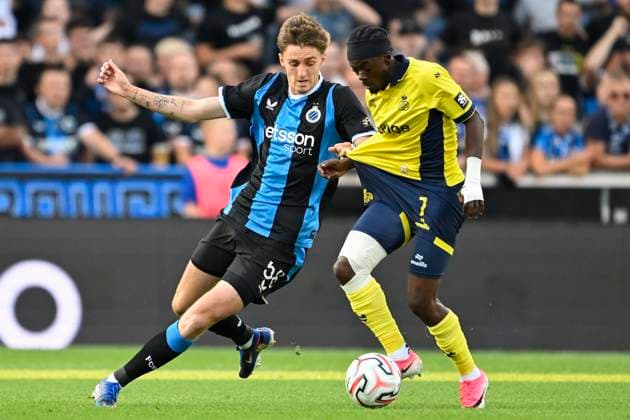 Club Brugge v Royale Union Saint-Gilloise - Volkswagen Supercup 2026 BRUGGE, BELGIUM - JULY 31 : Spileers Jorne defender of Club Brugge in action with Fuseini Mohammed Gadafi forward of Royale Union Saint-Gilloise during the Volkswagen Supercup 2026 match between Club Brugge and Royale Union Saint-Gilloise on July 31, 2026 in Brugge, Belgium, 31 07 2026 Brugge Belgium  Copyright: xNicoxVereeckenx