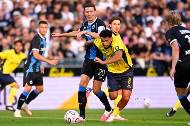 Club Brugge v Royale Union Saint-Gilloise - Volkswagen Supercup 2026 BRUGGE, BELGIUM - JULY 31 : Vanaken Hans midfielder of Club Brugge and Zorgane Adem midfielder of Royale Union Saint-Gilloise during the Volkswagen Supercup 2026 match between Club Brugge and Royale Union Saint-Gilloise on July 31, 2026 in Brugge, Belgium, 31 07 2026 Brugge Belgium  Copyright: xTomasxSiskx