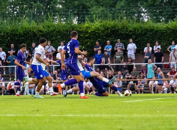 Fussball, Herren, Saison 2026 2027, Regionalliga Nordost (2. Spieltag), SV Tasmania Berlin - FC Erzgebirge Aue, Patrick Kapp (Aue) erzielt das Tor zum 0:2, 31.07. 2026, *** Soccer, Men s, 2026–2027 Season, Regionalliga Northeast, Matchday 2, SV Tasmania Berlin vs. FC Erzgebirge Aue, Patrick Kapp (Aue) scores the goal to make it 0–2, July 31, 2026, Copyright: xSebastianxRäppold MatthiasxKochx