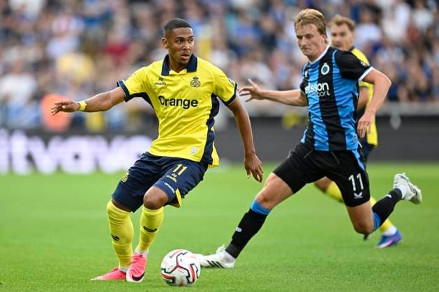 Club Brugge v Royale Union Saint-Gilloise - Volkswagen Supercup 2026 BRUGGE, BELGIUM - JULY 31 : Carvalho Da Silva Guilherme forward of Royale Union Saint-Gilloise in action with Sandra Cisse midfielder of Club Brugge during the Volkswagen Supercup 2026 match between Club Brugge and Royale Union Saint-Gilloise on July 31, 2026 in Brugge, Belgium, 31 07 2026 Brugge Belgium  Copyright: xNicoxVereeckenx