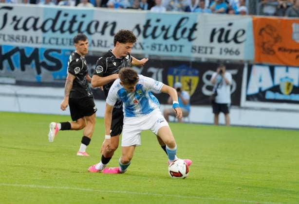 CFC vs BFC Preussen 31.07.2026 Chemnitz, eins Stadion- An der Gellertstrasse, Fussball, Regionalliga Nordost 2026 2027, 2. Spieltag , CFC, CFC vs BFC Preussen vlnr: Maurice Covic und Tobias Stockinger Chemnitz Sachsen BRD *** CFC vs. BFC Preussen, July 31, 2026, Chemnitz, eins Stadium on Gellertstrasse, Sports, Soccer, Northeast Regional League 2026–2027, Matchday 2, CFC, CFC vs. BFC Preussen (from left to right: Maurice Covic and Tobias Stockinger), Chemnitz, Saxony, Germany