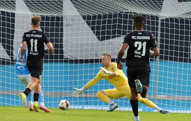 CFC vs BFC Preussen 31.07.2026 Chemnitz, eins Stadion- An der Gellertstrasse, Fussball, Regionalliga Nordost 2026 2027, 2. Spieltag , CFC, CFC vs BFC Preussen Tor für den CFC durch Domenico Alberico Chemnitz Sachsen BRD *** CFC vs. BFC Preussen, July 31, 2026, Chemnitz, eins Stadium on Gellertstrasse, Sports, Soccer, Northeast Regional League 2026–2027, Matchday 2, CFC, CFC vs. BFC Preussen Goal for CFC by Domenico Alberico, Chemnitz, Saxony, Germany