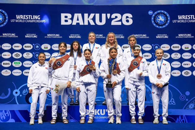 U17, U 17 Wrestling World Championships Podium Team WW - Gold: United States America *** U17 Wrestling World Championships Podium: Team WW Gold, United States of America Copyright: xUnitedxWorldxWrestlingx xAmirrezx UWW-U17-WC-BAKU-2026