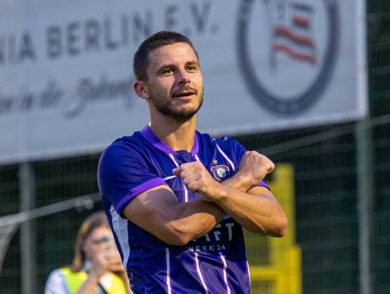 Fussball, Herren, Saison 2026 2027, Regionalliga Nordost (2. Spieltag), SV Tasmania Berlin - FC Erzgebirge Aue, Patrick Kapp (Aue), Jubel nach Abpfiff, 31.07. 2026, *** Soccer, Men s, 2026–2027 Season, Northeast Regional League, Matchday 2, SV Tasmania Berlin vs. FC Erzgebirge Aue, Patrick Kapp (Aue), Celebrations after the final whistle, July 31, 2026, Copyright: xSebastianxRäppold MatthiasxKochx