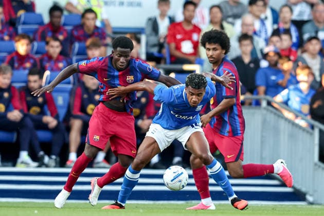 Birmingham City v Barcelona, Pre-Season Friendly Birmingham City midfielder Jhon Solss (14) battles for possession during the Pre-Season Friendly match between Birmingham City and Barcelona at the St Andrew s @ Knighthead Park, Birmingham, UK on 31 July 2026. Birmingham St Andrew s @ Knighthead Park West Midlands UK Editorial use only , Copyright: xManjitxNarotrax PSI-24615-0011