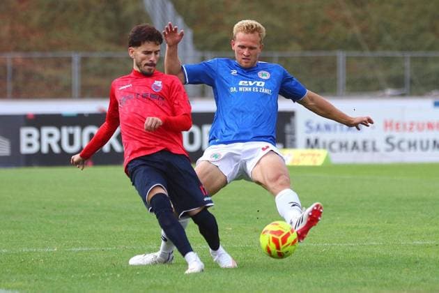 Regionalliga West: Bonner SC - Rot-Weiß Oberhausen ** NUR FÜR REDAKTIONELLE ZWECKE ** EDITORIAL USE ONLY **<p>Diamant Berisha, Tim Böhmer Bonner SC - RWO Ort: Bonn, Sportpark Nord Datum: 31.07.2026 Deutschland NRW Bonn Copyright: MichaxKorb *** Regionalliga West Bonner SC Rot Weiß Oberhausen ** FOR EDITORIAL USE ONLY ** EDITORIAL USE ONLY ** p Diamant Berisha, Tim Böhmer Bonner SC RWO Location Bonn, Sportpark Nord Date July 31, 2026 Germany NRW Bonn Copyright MichaxKorb Copyright: MichaxKorb doc86yk965p59sil6f3eg9 ,EDITORIAL USE ONLY