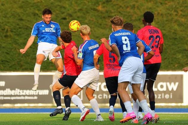 Regionalliga West: Bonner SC - Rot-Weiß Oberhausen ** NUR FÜR REDAKTIONELLE ZWECKE ** EDITORIAL USE ONLY **<p>Nils Winter beim Kopfball Bonner SC - RWO Ort: Bonn, Sportpark Nord Datum: 31.07.2026 Deutschland NRW Bonn Copyright: MichaxKorb *** Regionalliga West: Bonner SC vs. Rot-Weiß Oberhausen ** FOR EDITORIAL USE ONLY ** EDITORIAL USE ONLY ** p Nils Winter heading the ball Bonner SC RWO Location Bonn, Sportpark Nord Date July 31, 2026 Germany North Rhine-Westphalia Bonn Copyright MichaxKorb Copyright: MichaxKorb doc86yk98a9ps97iowm9wx ,EDITORIAL USE ONLY