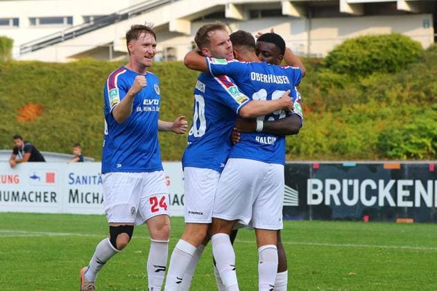 Regionalliga West: Bonner SC - Rot-Weiß Oberhausen ** NUR FÜR REDAKTIONELLE ZWECKE ** EDITORIAL USE ONLY **<p>Kerem Yalcin nach seinem Tor zum 1:0 für die Kleeblätter. Bonner SC - RWO Ort: Bonn, Sportpark Nord Datum: 31.07.2026 Deutschland NRW Bonn Copyright: MichaxKorb *** Regionalliga West Bonner SC Rot Weiß Oberhausen ** FOR EDITORIAL USE ONLY ** EDITORIAL USE ONLY ** p Kerem Yalcin after scoring the 1–0 goal for the Kleeblätter (Bonner SC vs. RWO) Location: Bonn, Sportpark Nord Date: July 31, 2026 Germany, North Rhine-Westphalia, Bonn Copyright MichaxKorb Copyright: MichaxKorb doc86yk98wbd3414g4fu1vl7 ,EDITORIAL USE ONLY