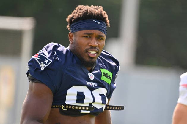 Jul 31, 2026; Foxborough, MA, USA; New England Patriots linebacker Amari Gainer (99) walks to the practice field for training camp at Gillette Stadium. CSM NFL, American Football Herren, USA 2026: New England Patriots Training Camp JUL 31  - ZUMAc04_ 20260731_zma_c04_088 Copyright: xEricxCanhax