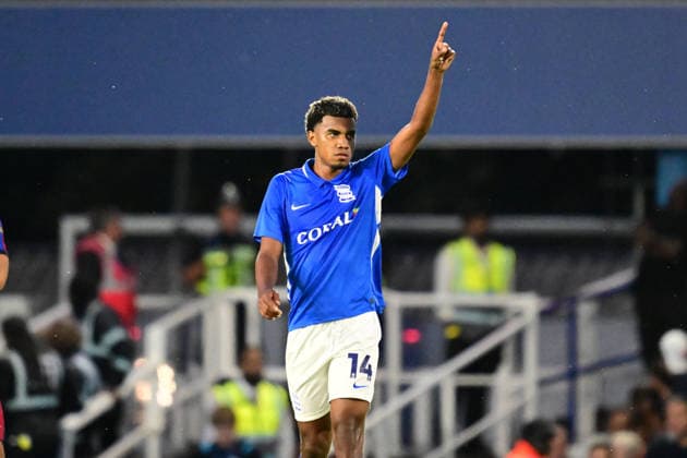 Birmingham City v Barcelona, Pre-Season Friendly GOAL Birmingham City midfielder Jhon Solis (14) scores a goal and celebrates 2-2 during the Pre-Season Friendly match between Birmingham City and Barcelona at the St Andrew s @ Knighthead Park, Birmingham, UK on 31 July 2026. Birmingham St Andrew s @ Knighthead Park West Midlands UK Editorial use only , Copyright: xDennisxGoodwinx PSI-24614-0018
