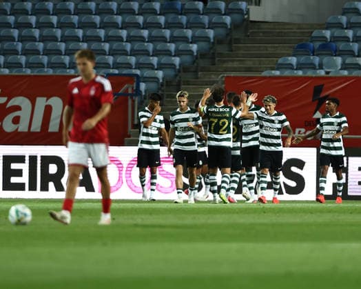 July 31, 2026, Faro, Faro, Portugal: Sporting CP players celebrating a goal during the Pre-Season Friendly match between Sporting CP and Nottingham Forest at Estadio do Algarve on July 31 2026, in Faro, Portugal. Faro Portugal - ZUMAa269 20260731_zsp_a269_046 Copyright: xSandroxAlemaox
