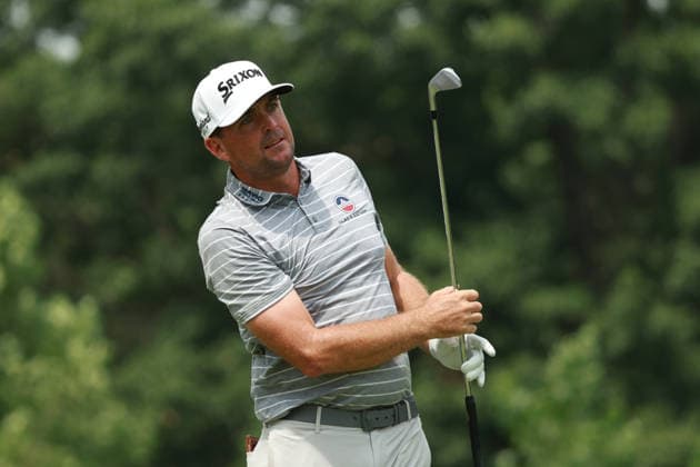Rocket Classic DETROIT, MICHIGAN - JULY 31: Keegan Bradley of the United States plays his tee shot on the 9th hole during the second round of the Rocket Classic 2026 at the Detroit Country Club in Detroit, Michigan, MI, USA Friday, July 31, 2026.z Detroit Michigan United States  Copyright: xJorgexLemusx originalFilename:lemus-rocketcl260731_np3Lb.jpg