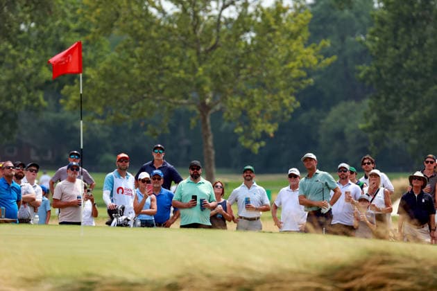 U.S. Senior Open Championship DETROIT, MICHIGAN - JULY 31: Patton Kizzere of Sea Island, Georgia follows his shot to the 10th green during the second round of the Rocket Classic 2026 at the Detroit Golf Club in Detroit, Michigan, USA, July 31, 2026. Detoit Michian United States  Copyright: xAmyxLemusx originalFilename:lemus-ussenior260731_npl5M.jpg