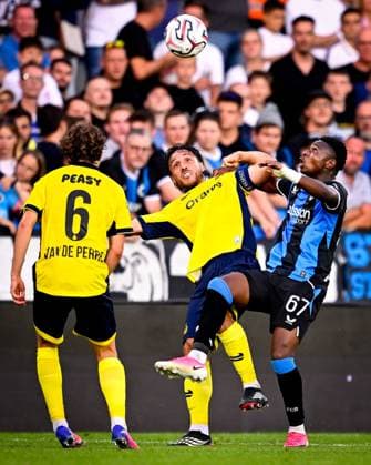 Club Brugge v Royale Union Saint-Gilloise - Volkswagen Supercup 2026 BRUGGE, BELGIUM - JULY 31 : Mac Allister Kevin defender of Royale Union Saint-Gilloise and Diakhon Mamadou forward of Club Brugge during the Volkswagen Supercup 2026 match between Club Brugge and Royale Union Saint-Gilloise on July 31, 2026 in Brugge, Belgium, 31 07 2026  Copyright: xTomasxSiskx
