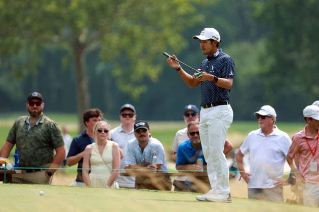 U.S. Senior Open Championship DETROIT, MICHIGAN - JULY 31: Takumi Kanaya of Hiroshima, Japan lines up his putt on the 10th green during the second round of the Rocket Classic 2026 at the Detroit Golf Club in Detroit, Michigan, USA, July 31, 2026. Detoit Michian United States  Copyright: xAmyxLemusx originalFilename:lemus-ussenior260731_npxrg.jpg