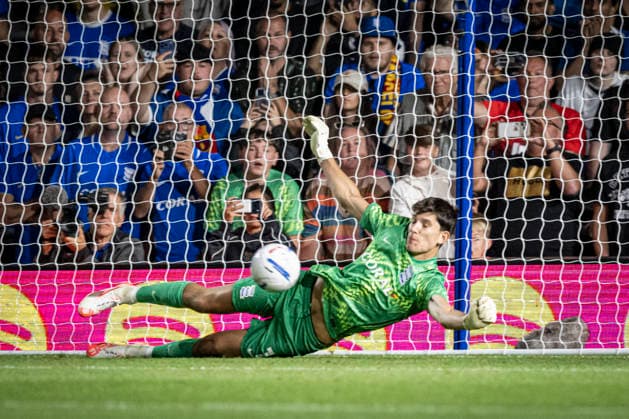 RECORD DATE NOT STATED 31st July 2026; St Andrews, Birmingham, West Midlands, England; Friendly Football, Birmingham City versus Barcelona; James Beadle of Birmingham City makes a save in the penalty shootout GodfreyxPitt