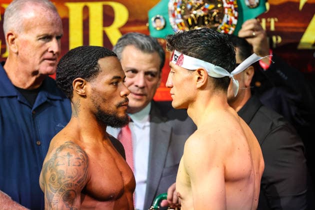 July 31, 2026: (L-R) Lightweights Lamont Roach Jr. and William Zepeda face-off on stage during weigh-ins for the Roach Jr. vs Zepeda event at the Skybox Lounge inside the Virgin Hotels on July 31, 2026 in Las Vegas, NV. CSM. Las Vegas United States of America - ZUMAc04_ 20260731_zma_c04_207 Copyright: xChristopherxTrimx