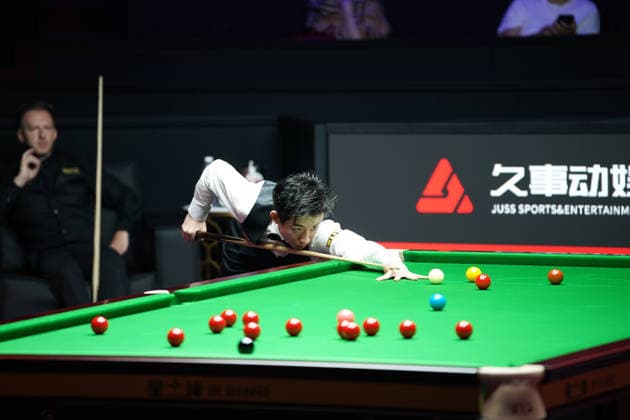 SHANGHAI, CHINA - JULY 31: Wu Yize of China plays a shot in the semifinal match against Judd Trump of England on Day 5 of the 2026 Snooker Shanghai Masters at Luwan Gymnasium on July 31, 2026 in Shanghai, China.  Copyright: xTaixChengzhex 111657404962