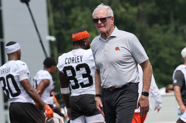 Cleveland Browns owner Jimmy Haslam, walks around training camp in Berea, Ohio on Friday July 31, 2026.  CLE20260731101 AARONxJOSEFCZYK