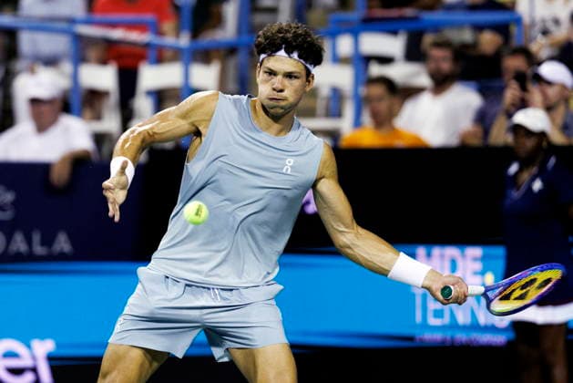 Washington DC Open tennis tournament Ben Shelton of the USA in action against Alejandro Tabilo of Chile during their quarter-final match at the Washington DC Open tennis tournament, in Washington, DC, USA, 31 July 2026. WASHINGTON DC United States  Copyright: xWILLxOLIVERx