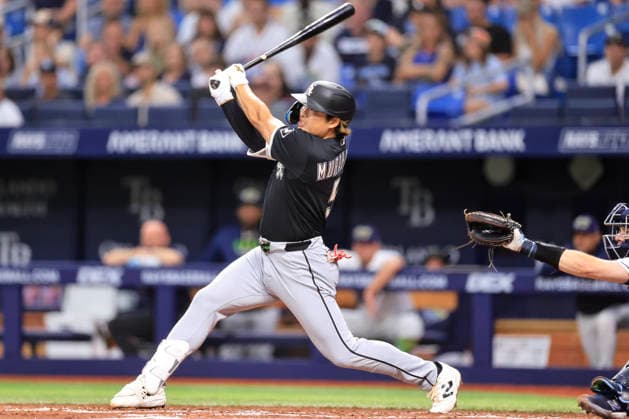 July 31, 2026, St. Petersburg, Florida, USA: Chicago White Sox first baseman Munetaka Murakami (5) homers to left center field during an MLB, Baseball Herren, USA game against the Tampa Bay Rays on July 31, 2026 at Tropicana Field. The White Sox beat the Rays 6-1. St. Petersburg USA - ZUMAh180 20260731_zsp_h180_052 Copyright: xKimxHukarix