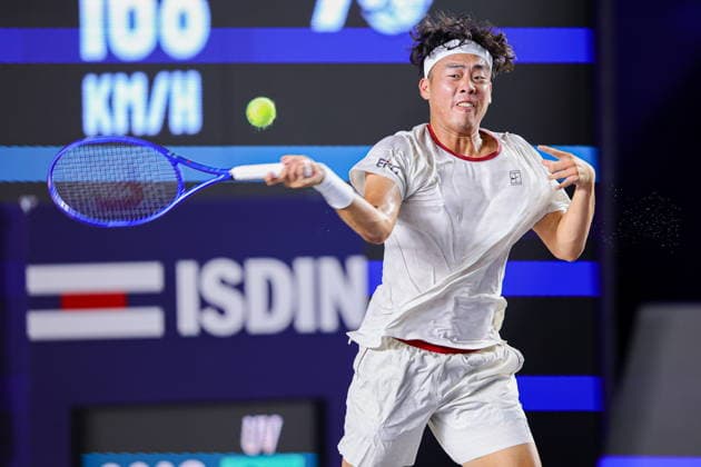 Mifel Tennis Open in Mexico Coleman Wong of Hong Kong returns a ball to Arthur Gea of France during the Mifel Tennis Open by Telcel Oppo Los Cabos Tournament in the state of Baja California Sur, Mexico, 31 July 2026. Los Cabos Mexico  Copyright: xJorgexReyesx