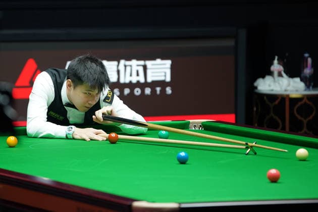 SHANGHAI, CHINA - AUGUST 01: Zhao Xintong of China plays a shot in the Semifinal match against Kyren Wilson of England on Day 6 of the 2026 Snooker Shanghai Masters at Luwan Gymnasium on August 1, 2026 in Shanghai, China.  Copyright: xTaixChengzhex 111657560835