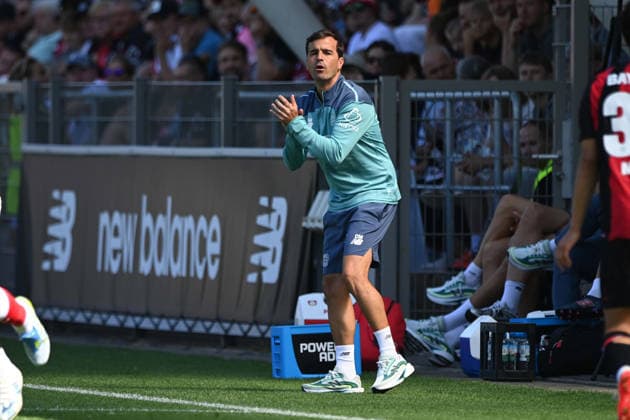 Trainer Carles MARTINEZ (LEV) Gestik, Geste, gestikuliert, Fussball 1. Bundesliga, Testspiel, testmatch, friendly match, Freundschaftsspiel, Bayer Leverkusen (LEV) - Rot Weiss Essen am 01.08.2026 in Leverkusen Deutschland. DFL regulations prohibit any use of photographs as image sequences and or quasi-video Â *** Coach Carles MARTINEZ LEV Gestures, gesturing, Soccer 1st Bundesliga, Test Match, Test Match, Friendly Match, Bayer Leverkusen LEV vs. Rot-Weiss Essen on August 1, 2026, in Leverkusen, Germany. DFL regulations prohibit any use of photographs as image sequences and or quasi-video.