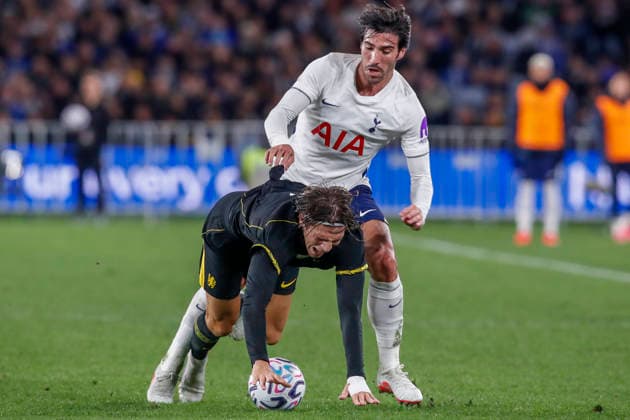 SOCCER CHELSEA TOTTENHAM, Tottenham s Sandro Tonali and Chelsea s Marco Palestra compete for possession during the Sydney Super Cup match between Chelsea FC and the Tottenham Hotspur at Accor Stadium in Sydney, Saturday, August 1, 2026. ( NO ARCHIVING, EDITORIAL USE ONLY SYDNEY NEW SOUTH WALES AUSTRALIA  Copyright: xDAVIDxNEILSONx 20260801198800338201