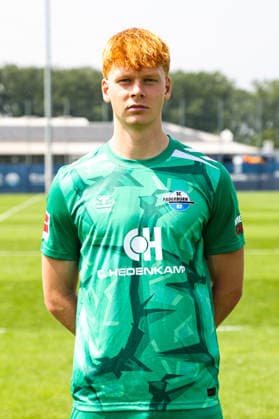 Torwart Florian Pruhs, SC Paderborn - 1. Fussball Bundesliga Porträttermin 1. BL 2026 2027 offizieller Fototermin SC Paderborn im Trainings- und Nachwuchsleistungszentrum in Paderborn - Porträt, Portrait, Einzelbild, Deutschland, Fussball, Maenner, GER, 31.07.2026 *** Goalkeeper Florian Pruhs, SC Paderborn 1, Bundesliga Soccer, Portrait Session, Bundesliga 2026–2027, Official Photo Session for SC Paderborn at the Training and Youth Development Center in Paderborn, Portrait, Individual Photo, Germany, Soccer, Men, GER, July 31, 2026 Christian Schroedter
