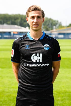Nick Bätzner, SC Paderborn - 1. Fussball Bundesliga Porträttermin 1. BL 2026 2027 offizieller Fototermin SC Paderborn im Trainings- und Nachwuchsleistungszentrum in Paderborn - Porträt, Portrait, Einzelbild, Deutschland, Fussball, Maenner, GER, 31.07.2026 *** Nick Bätzner, SC Paderborn 1, Bundesliga Soccer, Portrait Session, Bundesliga 2026–2027, Official Photo Session for SC Paderborn at the Training and Youth Development Center in Paderborn, Portrait, Individual Photo, Germany, Soccer, Men, GER, July 31, 2026 Christian Schroedter