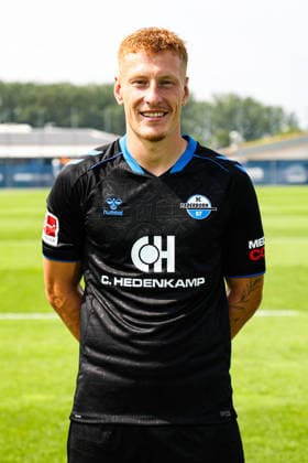 Laurin Curda, SC Paderborn - 1. Fussball Bundesliga Porträttermin 1. BL 2026 2027 offizieller Fototermin SC Paderborn im Trainings- und Nachwuchsleistungszentrum in Paderborn - Porträt, Portrait, Einzelbild, Deutschland, Fussball, Maenner, GER, 31.07.2026 *** Laurin Curda, SC Paderborn 1, Bundesliga Soccer, Portrait Session, Bundesliga 2026–2027, Official Photo Session for SC Paderborn at the Training and Youth Development Center in Paderborn, Portrait, Individual Photo, Germany, Soccer, Men, GER, July 31, 2026 Christian Schroedter