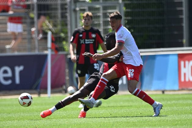 Victor BONIFACE (LEV) gegen Luca BAZZOLI (RWE) Aktion, Zweikampf, Fussball 1. Bundesliga, Testspiel, testmatch, friendly match, Freundschaftsspiel, Bayer Leverkusen (LEV) - Rot Weiss Essen 3-0, am 01.08.2026 in Leverkusen Deutschland. DFL regulations prohibit any use of photographs as image sequences and or quasi-video Â *** Victor BONIFACE LEV vs. Luca BAZZOLI RWE Action, Tackle, Soccer, Bundesliga 1, Friendly Match, Bayer Leverkusen 3–0 Rot-Weiss Essen, on August 1, 2026, in Leverkusen, Germany. DFL regulations prohibit any use of photographs as image sequences and or quasi-video.