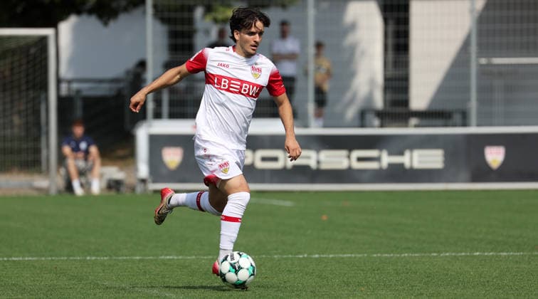 2026.08.01, Deutschland, Stuttgart, Fußball VfB Stuttgart II vs. FC Astoria Walldorf, David Preu (VfB) *** August 1, 2026, Germany, Stuttgart, Soccer: VfB Stuttgart II vs. FC Astoria Walldorf, David Preu (VfB)