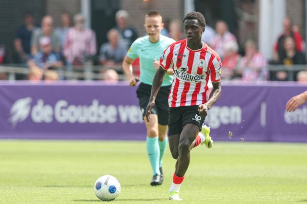 2026-08-01 Sparta Rotterdam v MSV Duisburg - Pre Season Friendly ROTTERDAM, NETHERLANDS - AUGUST 1: Ayoni Santos of Sparta Rotterdam runs with the ball during the Pre Season Friendly match between Sparta Rotterdam and MSV Duisburg at Sparta-stadion Het Kasteel on August 1, 2026 in Rotterdam, Netherlands. Rotterdam Sparta-stadion Het Kasteel Netherlands Content not available for redistribution in The Netherlands directly or indirectly through any third parties. Copyright: xHansxvanxderxValkx