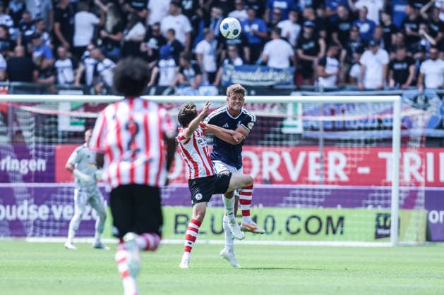 Fussball, 3.Liga Saison 2026 2027 Testspiel Sparta Rotterdam - MSV Duisburg 01.08.2026, Sparta Stadion Het Kasteel Ben Schlicke (MSV Duisburg, 40) Rotterdam Sparta Stadion Het Kasteel Niederlande *** Sports, Soccer, 3rd Division, 2026–2027 Season, Friendly Match: Sparta Rotterdam vs. MSV Duisburg, August 1, 2026, Sparta Stadium Het Kasteel, Ben Schlicke, MSV Duisburg, 40, Rotterdam, Sparta Stadium Het Kasteel, Netherlands