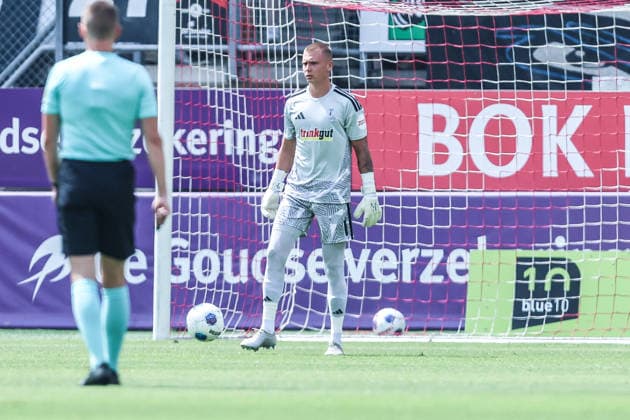 Fussball, 3.Liga Saison 2026 2027 Testspiel Sparta Rotterdam - MSV Duisburg 01.08.2026, Sparta Stadion Het Kasteel Max Braune (MSV Duisburg, 1) Rotterdam Sparta Stadion Het Kasteel Niederlande *** Sports, Soccer, 3rd Division, 2026–2027 Season, Friendly Match: Sparta Rotterdam vs. MSV Duisburg, August 1, 2026, Sparta Stadium Het Kasteel, Max Braune, MSV Duisburg, 1 Rotterdam, Sparta Stadium Het Kasteel, Netherlands
