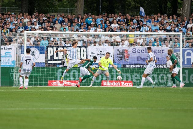 1. FC 1905 Schweinfurt vs. TSV 1860 Munich, Sachs-Stadion Football, Regionalliga Bayern 1. FC 1905 Schweinfurt vs. TSV 1860 Munich 1 Aug 2026 Sachs-Stadion , Schweinfurt, Germany Image: Jason Prodanovic (FC05) scoring the 1:0 in the 4th minute and celebrating with his teammates. DFL REGULATIONS PROHIBIT ANY USE OF PHOTOGRAPHS AS IMAGE SEQUENCES AND OR QUASI-VIDEO Copyright: xPresseFotoxEvansx