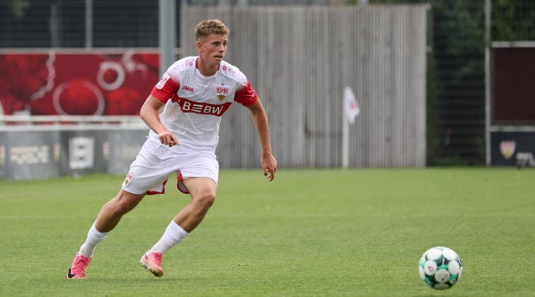 2026.08.01, Deutschland, Stuttgart, Fußball VfB Stuttgart II vs. FC Astoria Walldorf, Luca Berreth (VfB) *** August 1, 2026, Germany, Stuttgart, Soccer: VfB Stuttgart II vs. FC Astoria Walldorf, Luca Berreth (VfB)
