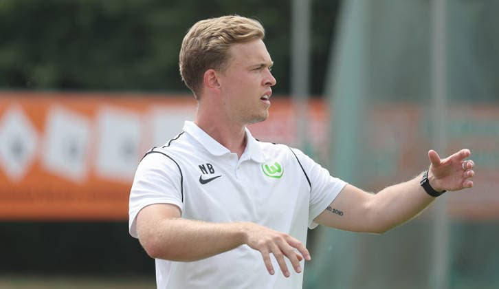 Freiberg , Fußball U19 DFB Pokal Junioren SGV Heilbronn-Freiberg vs. VfL Wolfsburg , Niklas Bräuer ( Wolfsburg ) *** Freiberg, U19 Soccer, DFB Junior Cup: SGV Heilbronn Freiberg vs. VfL Wolfsburg, Niklas Bräuer (Wolfsburg)