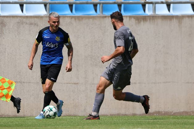 01.08.2026, Fussball, Herren, Testspiel, Saison 2026 2027, 1. FC Saarbrücken - US Thionville Lusitanos, Florian Pick (1. FC Saarbrücken), Jeremy Lauratet (US Thionville Lusitanos) Saarbrücken Ludwigsparkstadion Saarland Deutschland (DEU) *** August 1, 2026, Soccer, Men s, Friendly Match, 2026–2027 Season, 1 FC Saarbrücken vs. US Thionville Lusitanos, Florian Pick (1 FC Saarbrücken), Jeremy Lauratet (US Thionville Lusitanos), Saarbrücken, Ludwigsparkstadion, Saarland, Germany, DEU Copyright: xSebastianxBachx