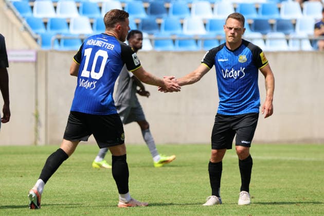 01.08.2026, Fussball, Herren, Testspiel, Saison 2026 2027, 1. FC Saarbrücken - US Thionville Lusitanos, Torjubel zum 1:1, Torschütze: Christian Kühlwetter (1. FC Saarbrücken), Patrick Sontheimer (1. FC Saarbrücken) Saarbrücken Ludwigsparkstadion Saarland Deutschland (DEU) *** August 1, 2026, Soccer, Men s, Friendly Match, 2026–2027 Season, 1 FC Saarbrücken vs. US Thionville Lusitanos, celebration of the 1–1 goal, goal scorer Christian Kühlwetter (1 FC Saarbrücken), Patrick Sontheimer (1 FC Saarbrücken), Saarbrücken, Ludwigsparkstadion, Saarland, Germany, DEU Copyright: xSebastianxBachx