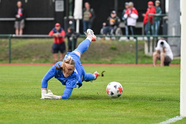 Fußball I Frauen I Saison 2026-2027 I Freundschaftsspiel I RB Leipzig - VfL Wolfsburg I 01.08.2026 Mirja Kropp (44, Rasenballsport Leipzig) Freisteller, Nahaufnahme, Porträt, Portrait, Einzelfoto, Einzelbild, Körper Markranstädt Rasenplatz, Stadion am Bad Großfeld, Am Stadtbad 30 Sachsen Deutschland *** Soccer I Women s I 2026–2027 Season I Friendly Match I RB Leipzig vs. VfL Wolfsburg I August 1, 2026 Mirja Kropp 44, Rasenballsport Leipzig Cutout, Close-up, Portrait, Single photo, single image, body Markranstädt grass field, Stadion am Bad Großfeld, Am Stadtbad 30 Saxony, Germany Copyright: xLobeca InesxHähnelx