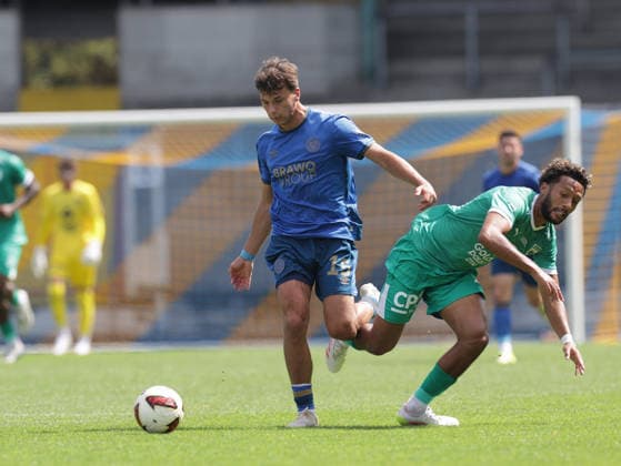 Max Marie (Eintracht Braunschweig) im Duell mit Beka (La Louviere) Fussball, Herren, Saison 2026 2027 2.BL, Eintracht Stadion, Eintracht Braunschweig gegen RAAL La Louviere, Saisonvorbereitung, Testspiel, 0-0 DFL REGULATIONS PROHIBIT ANY USE OF PHOTOGRAPHS AS IMAGE SEQUENCES AND OR QUASI-VIDEO. *** Max Marie Eintracht Braunschweig vs. Beka La Louviere Soccer, Men s, 2026–2027 Season, 2nd Division, Eintracht Stadium, Eintracht Braunschweig vs. RAAL La Louviere, preseason, friendly match, 0–0. DFL regulations prohibit any use of photographs as image sequences and or quasi-video.