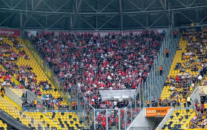 Fußball, Herren, Saison 2026 2027, Testspiel, Dynamo Dresden - 1. FC Union Berlin, Gästeblock, Fans von Union, 01.08. 2026, *** Soccer, Men s, 2026–2027 Season, Friendly Match, Dynamo Dresden vs. 1. FC Union Berlin, Away Section, Union Fans, August 1, 2026, Copyright: xMatthiasxKochx