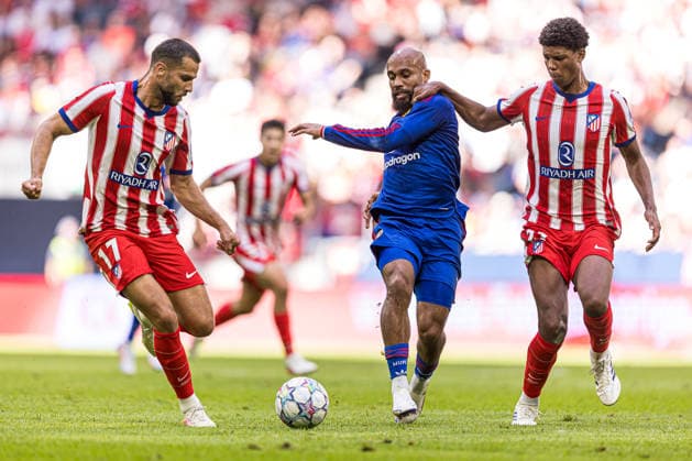 260801 David Hancko and Dominguez of Atletico de Madrid against Bryan Mbeumo of Manchester United, ManU during the Friendly match between Manchester United and Atletico Madrid on August 1, 2026 in Stockholm. Photo: Caisa Rasmussen BILDBYRAN COP 353 CR0060 fotboll football soccer fotball träningsmatch friendly match manchester united atletico madrid bbeng *** August 1, 2026: David Hancko and Dominguez of Atlético de Madrid against Bryan Mbeumo of Manchester United during the friendly match between Manchester United and Atlético Madrid on August 1, 2026 in Stockholm. Photo by Caisa Rasmussen, BILDBYRAN COP 353 CR0060. soccer, football, training match, friendly match, Manchester United, Atlético Madrid, bbeng  Copyright: CAISAxRASMUSSEN BB260801CR010
